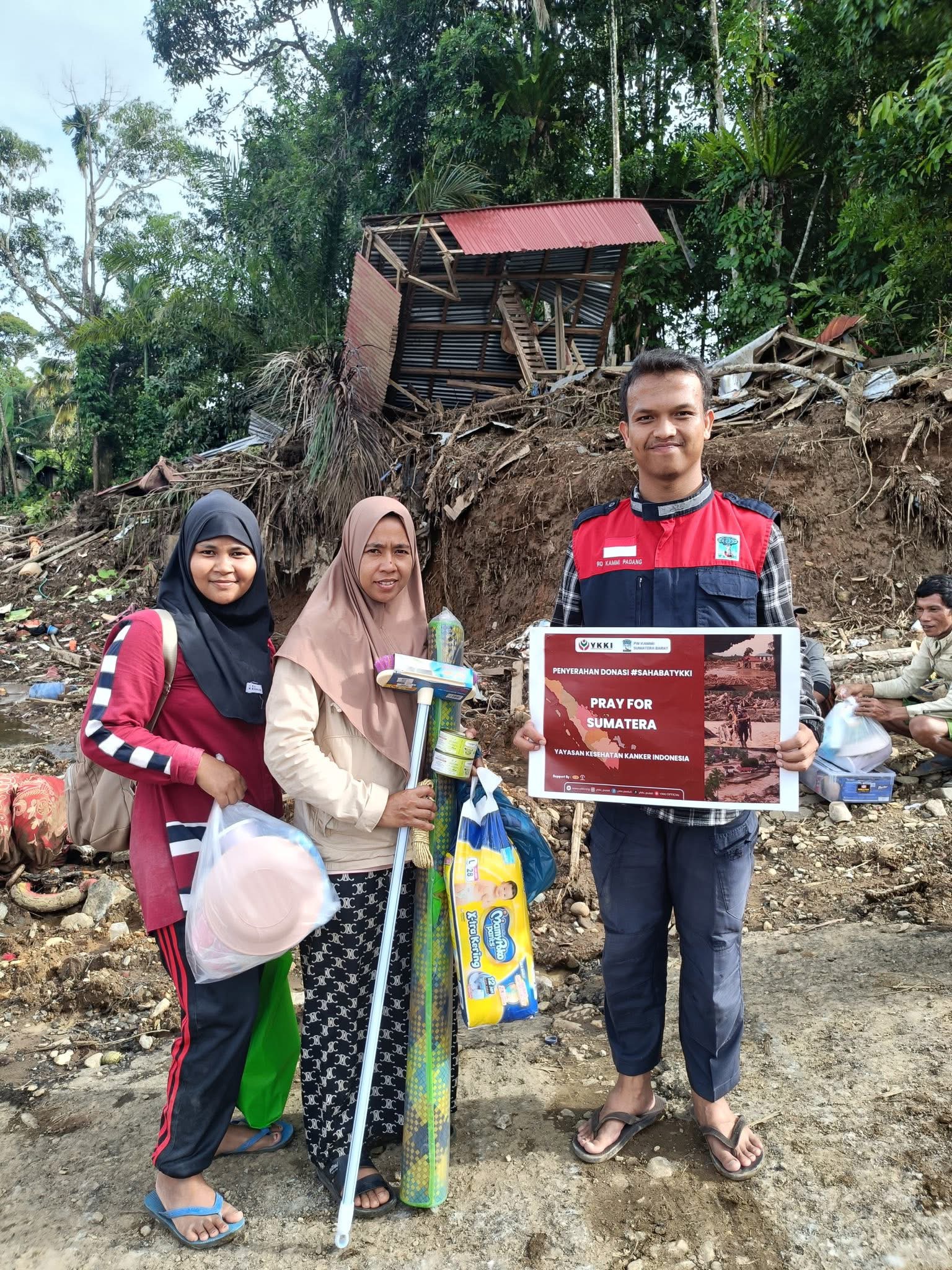 Bantuan Bencana Aceh - Foto 3